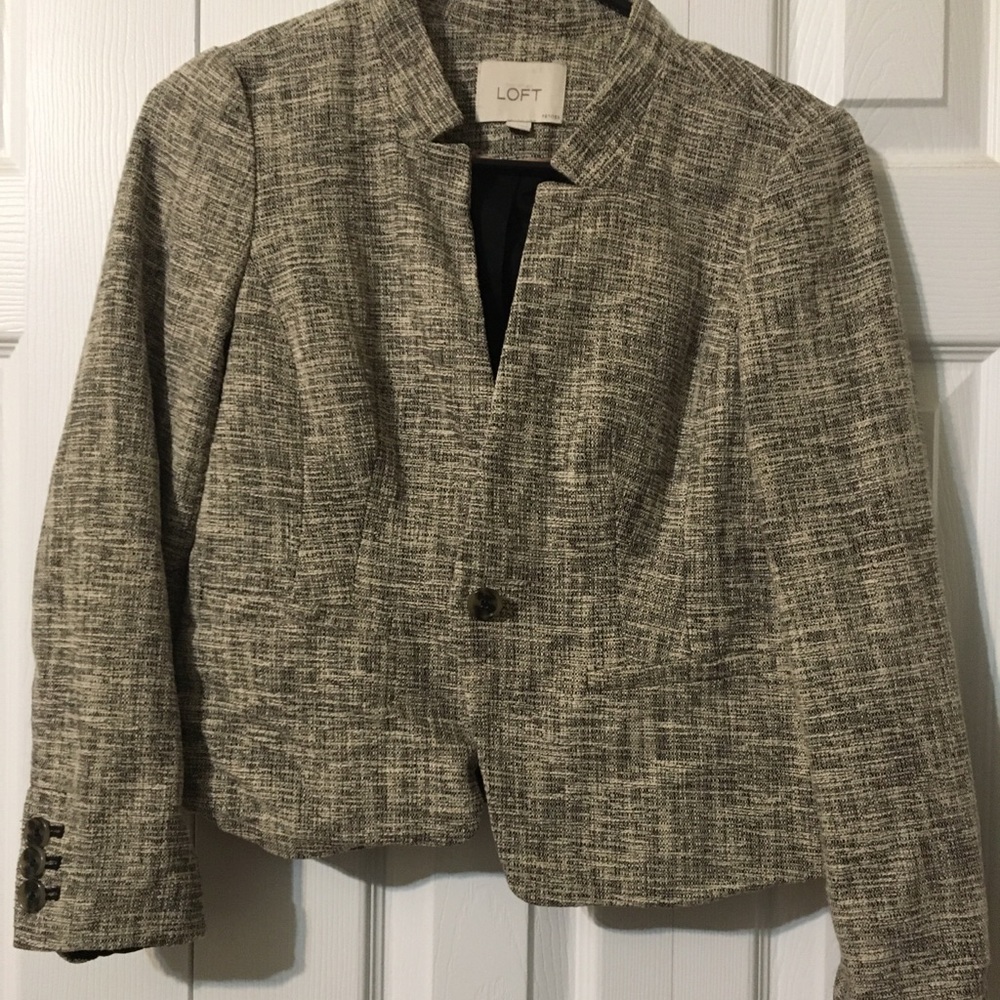 Gray blazer